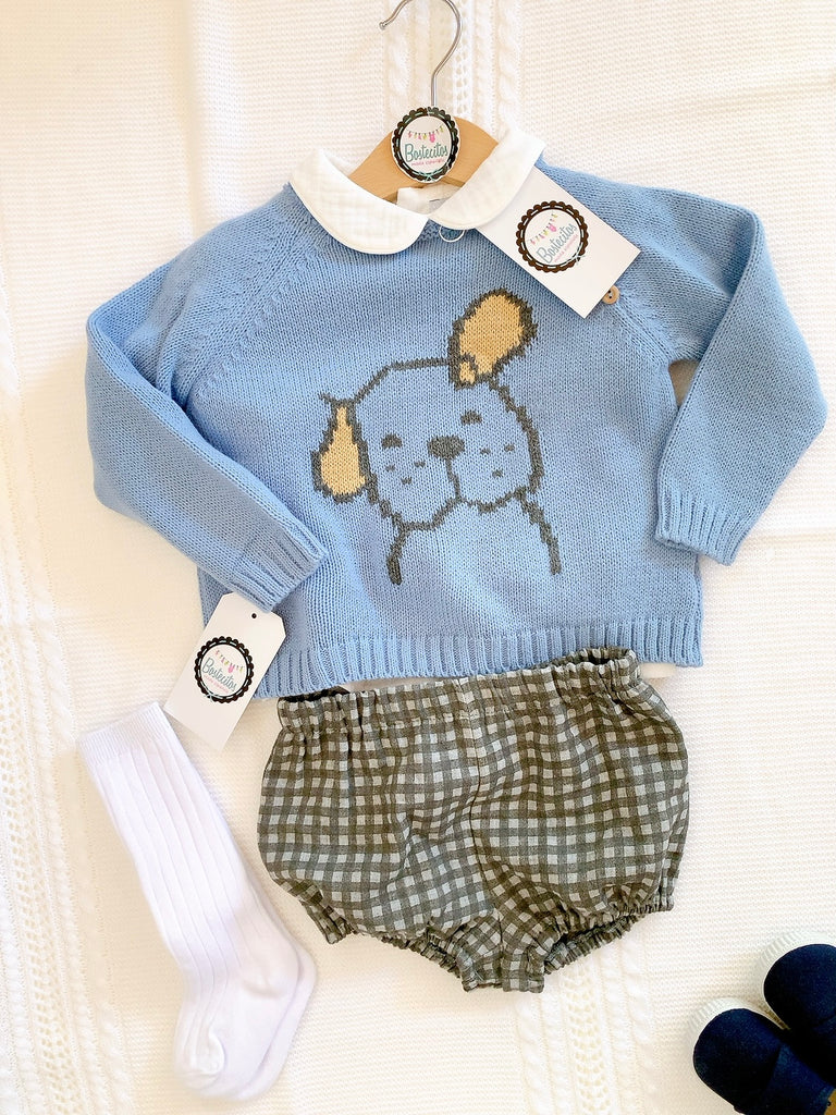 Conjunto 3 piezas camisa blancas suéter perrito y short cuadros