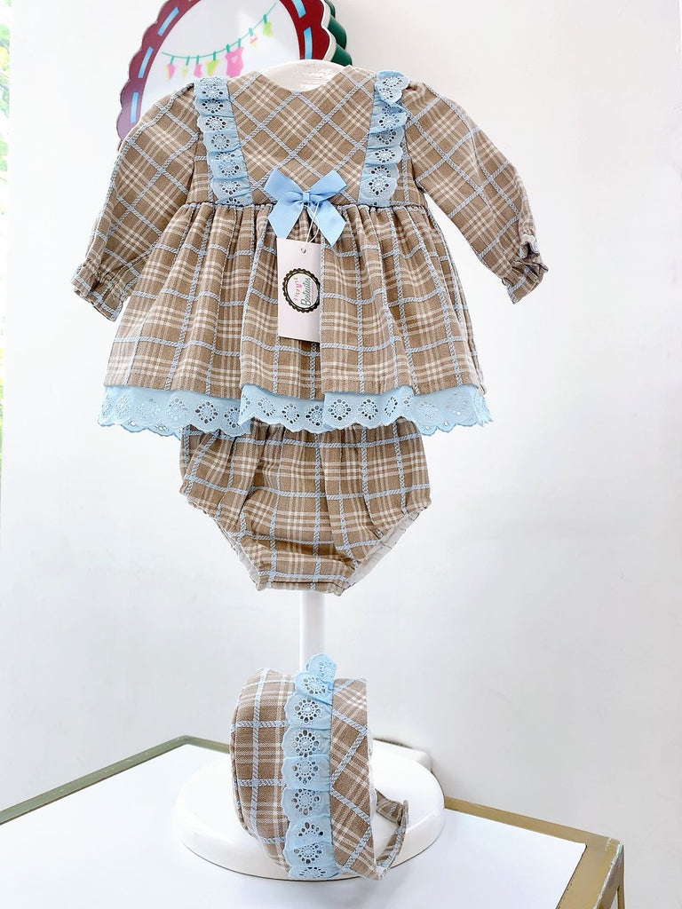 Conjunto vestido café lineas azules