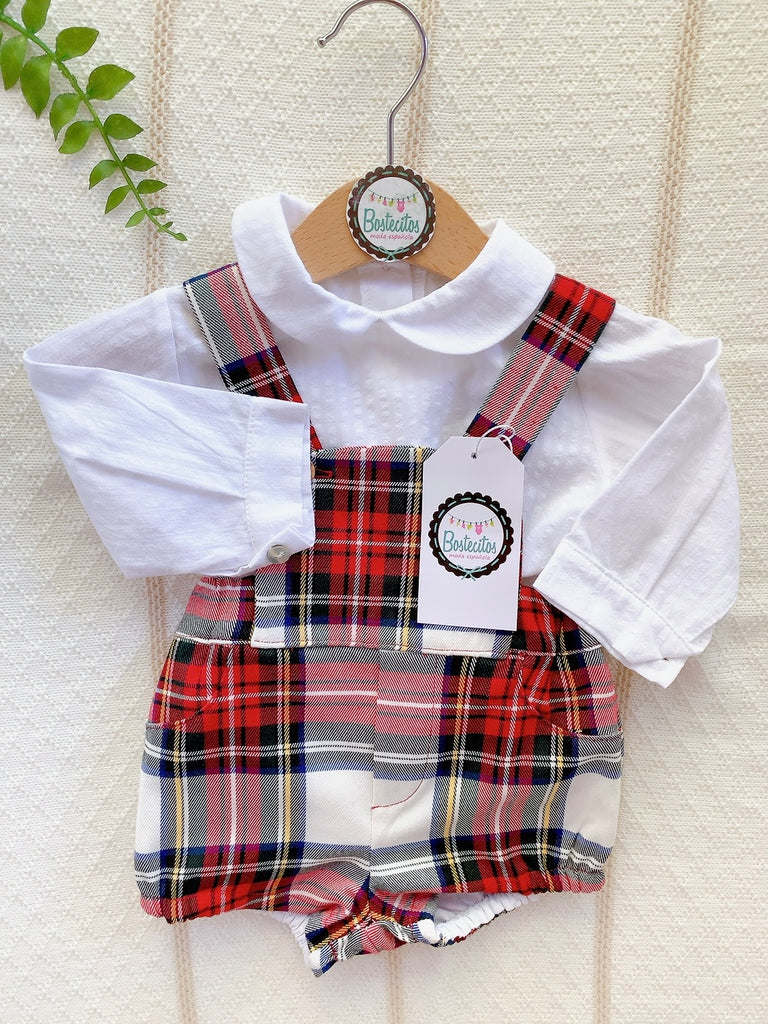 Overol short navideño cuadros con camisa blanca