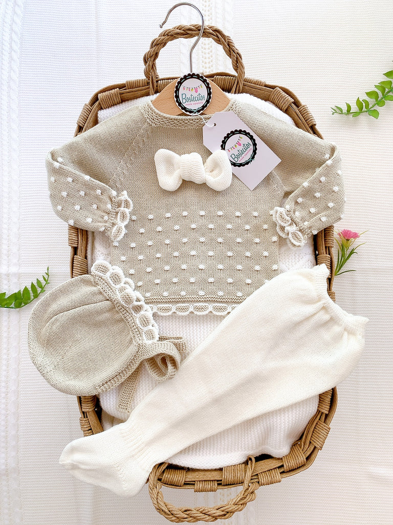 Tejido beige con color caqui Niño beige