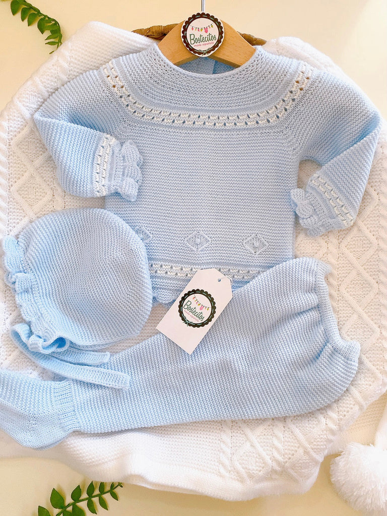 Conjunto tejido 3 piezas (gorro, suetercito y pantalon)