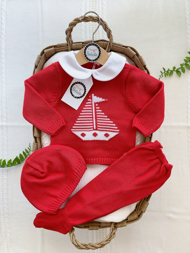 Tejido rojo barco y cuello blanco