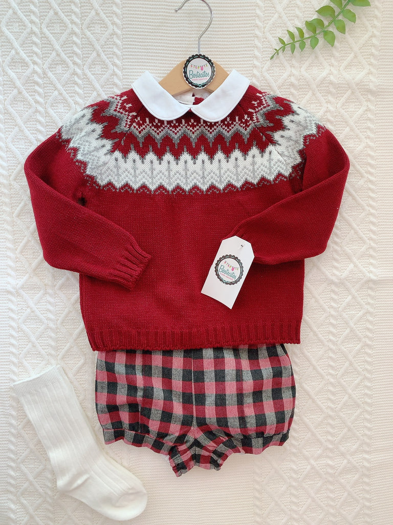 Conjunto sueter tinto con short cuadros tinto con negro
