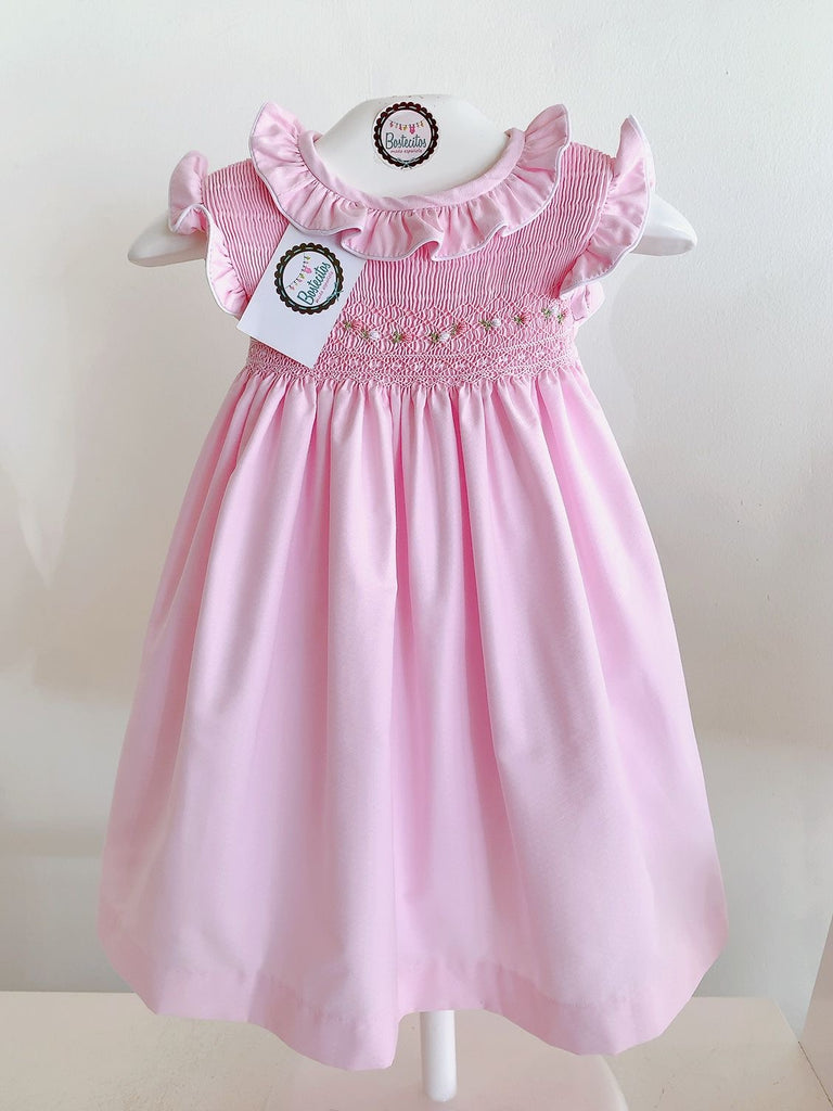 Vestido rosa bebé bordado a mano manga corta