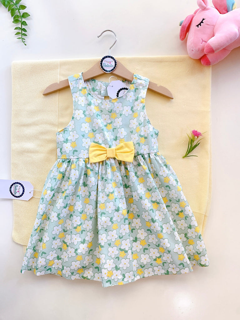Vestido flores blancas, verde y amarillo