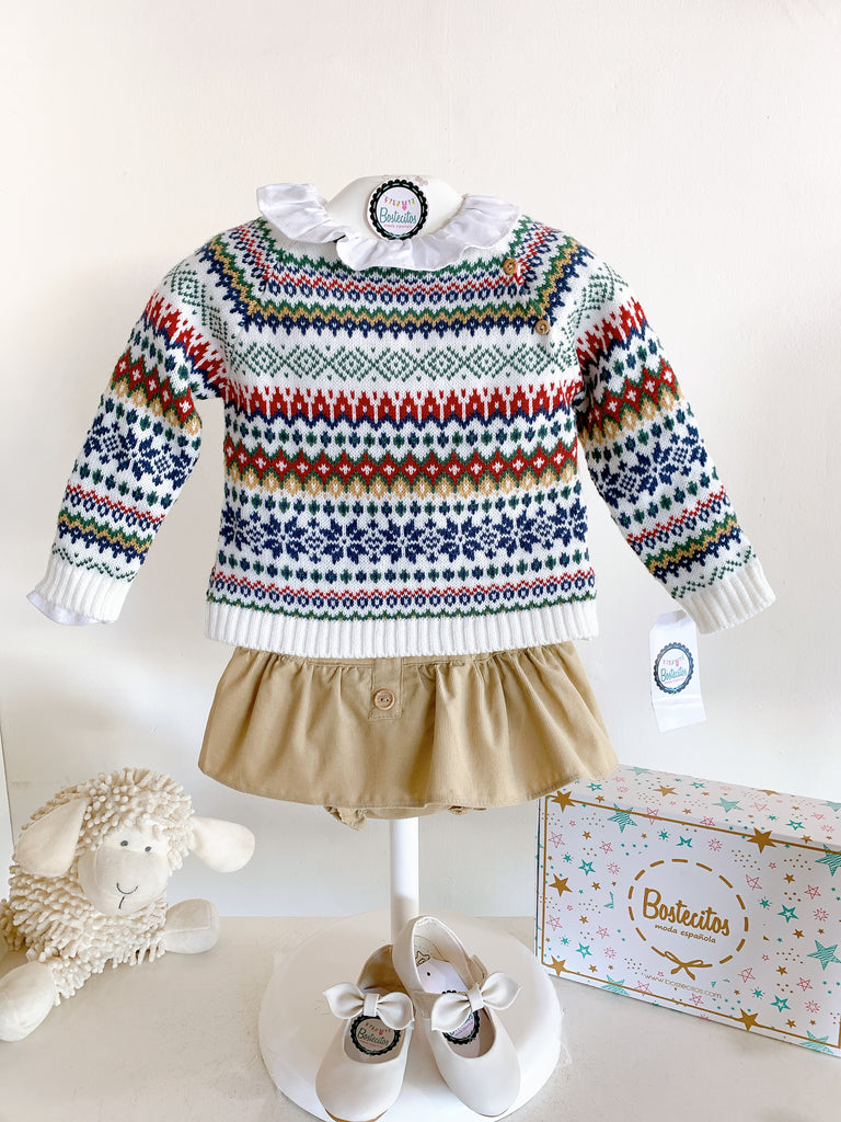 Conjunto 3 piezas falda color caqui, blusa blanca y suéter de colores navideños