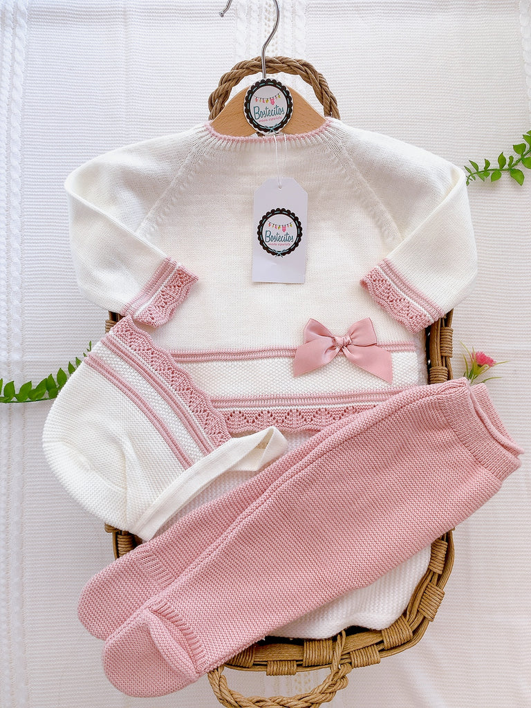 Conjunto tejido rosa palo con beige
