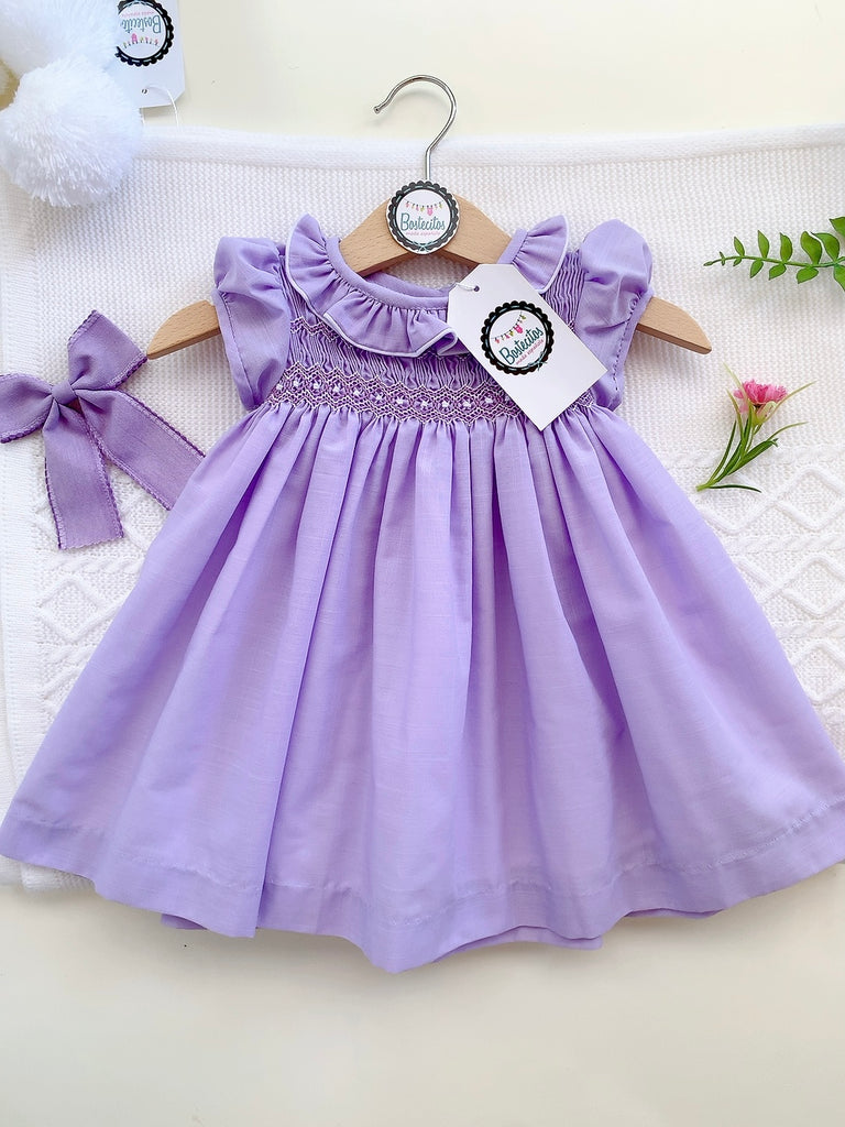 Vestido bordado a mano lila
