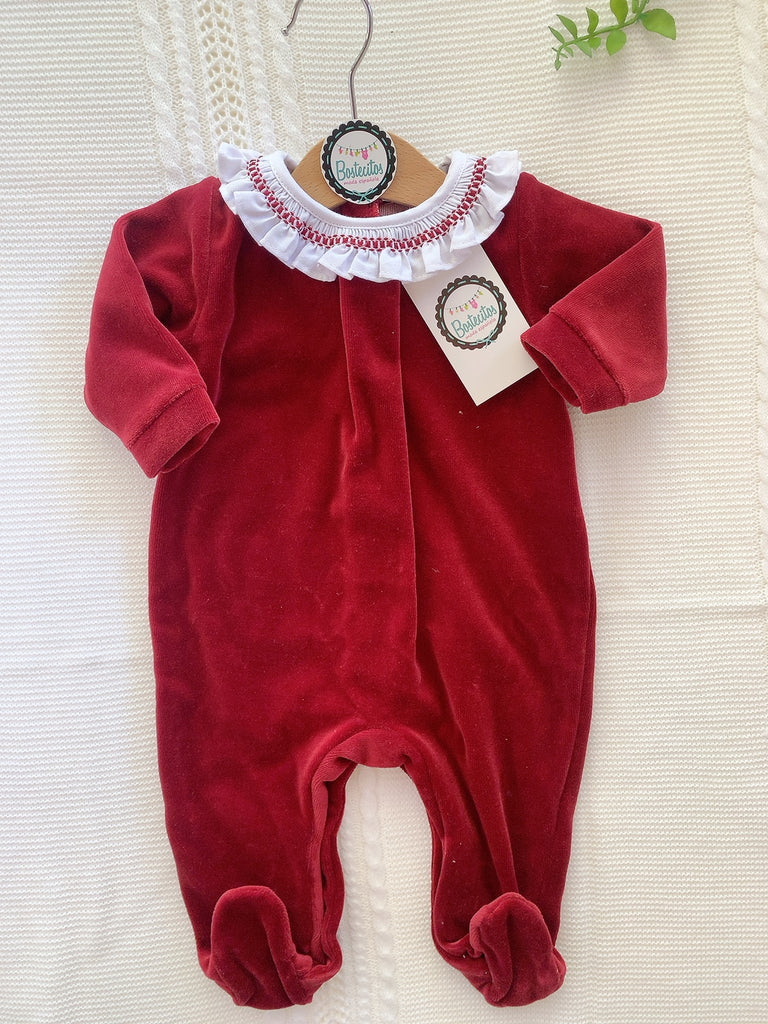 Mameluco de tinto cuello bordado (6 meses)