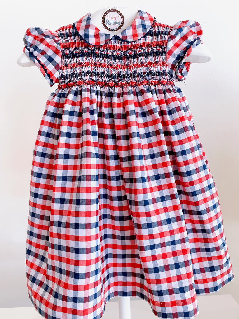 Vestido manga corta cuadros rojo con azul marino y blanco bordado a mano