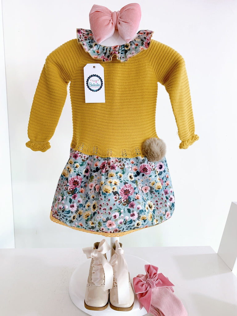 VESTIDO MOSTAZA FLORES POMPÓN