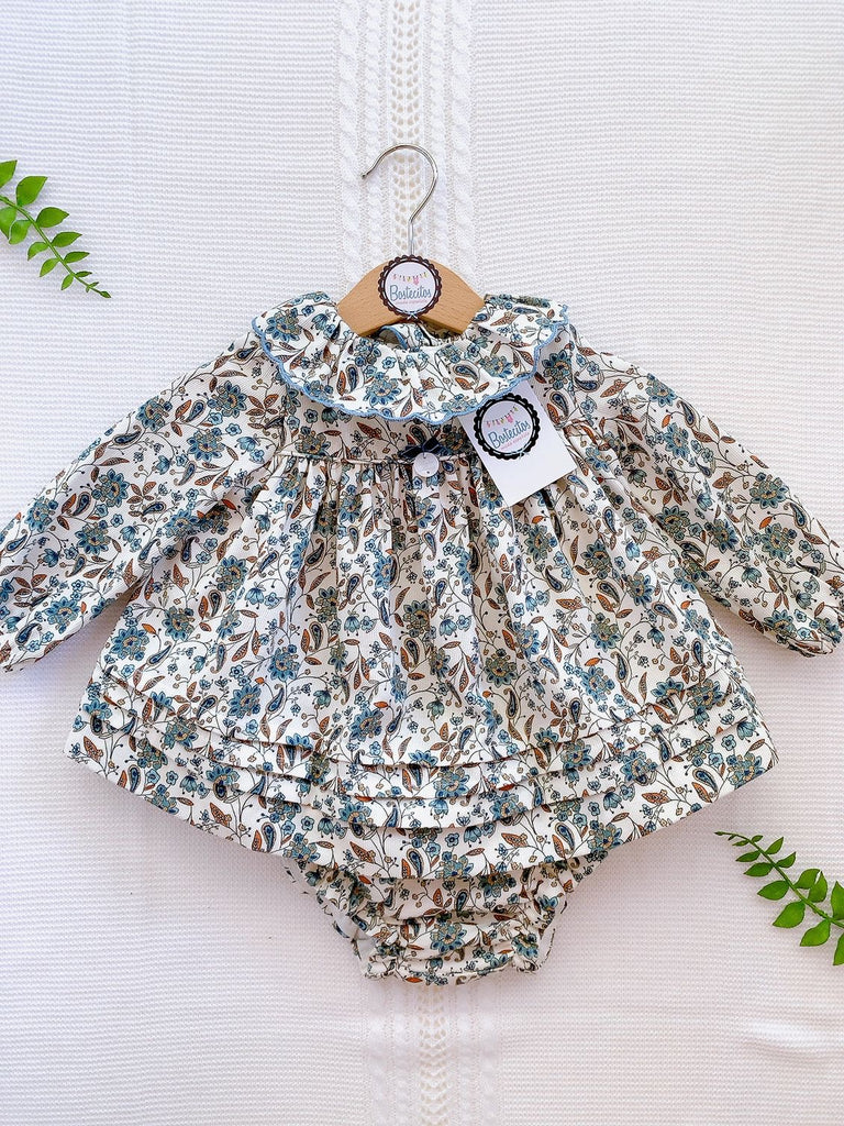 Vestido corto con calzón beige estampado flores azul con hojas café