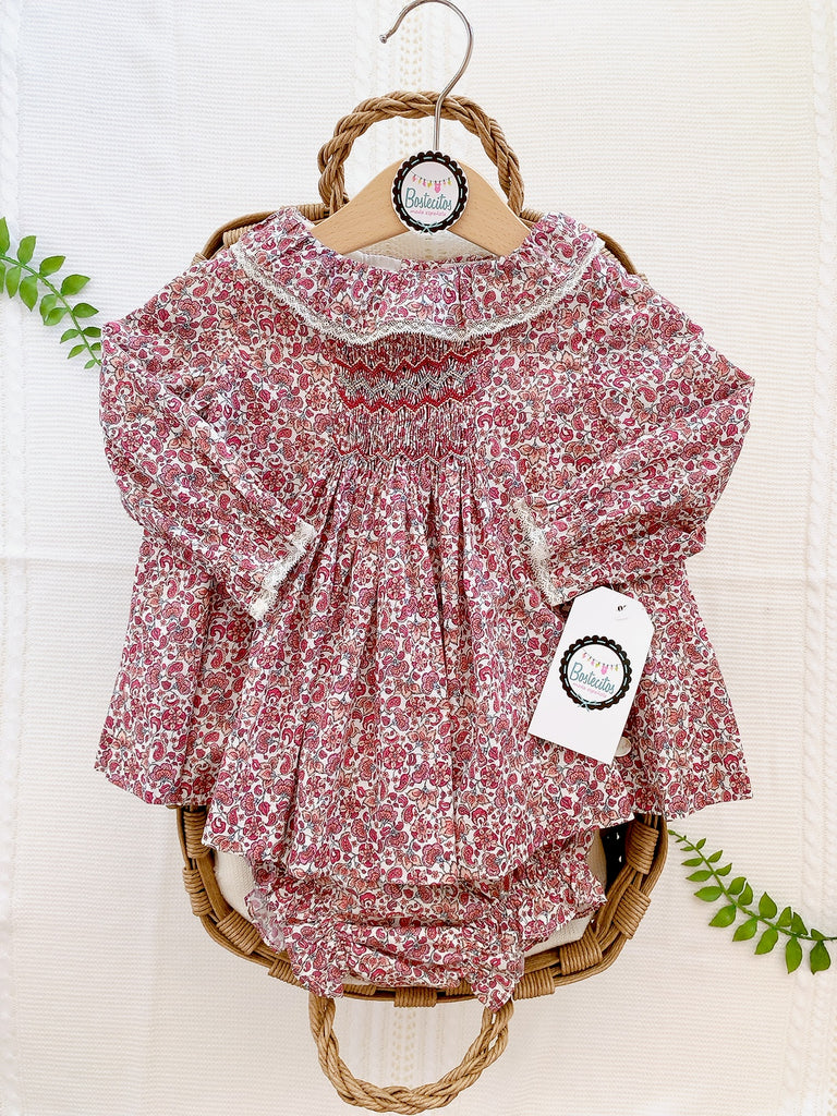 Conjunto bordado flores tintas