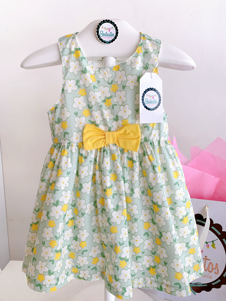 Vestido flores blancas, verde y amarillo