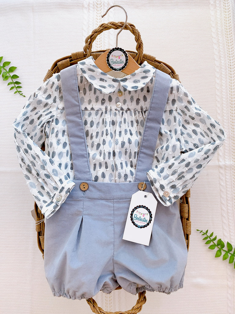 Conjunto hojas azules