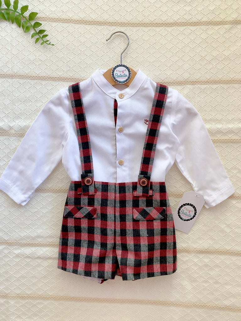 Conjunto short con tirantes cuadros tintos con negro