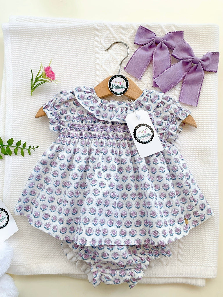 Conjunto vestido corto con calzón morado bordado
