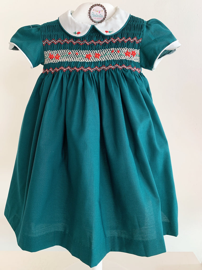 Vestido bordado a mano verde botella manga corta con flores rojas borradas (4 años)