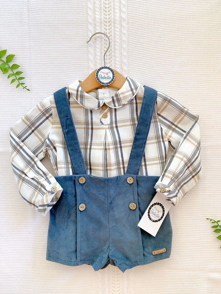 Conjunto español short con tirantes azul verde con camisa cuadros beige con café