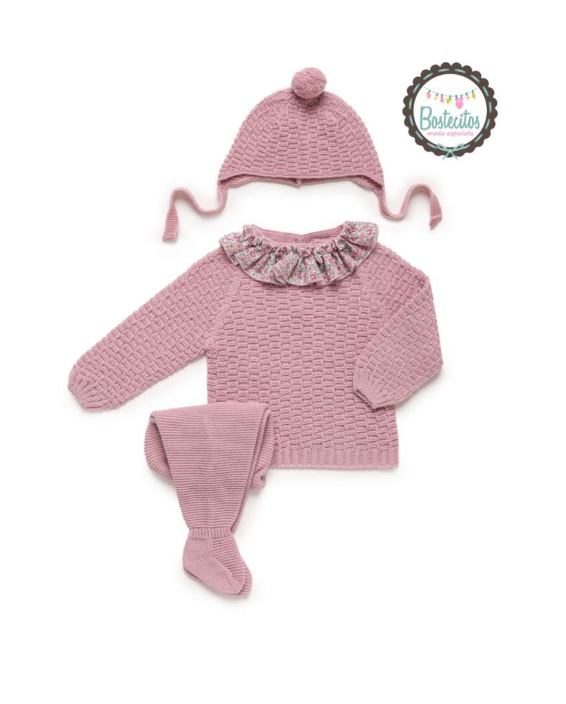 Tejido rosa palo con cuello floreado