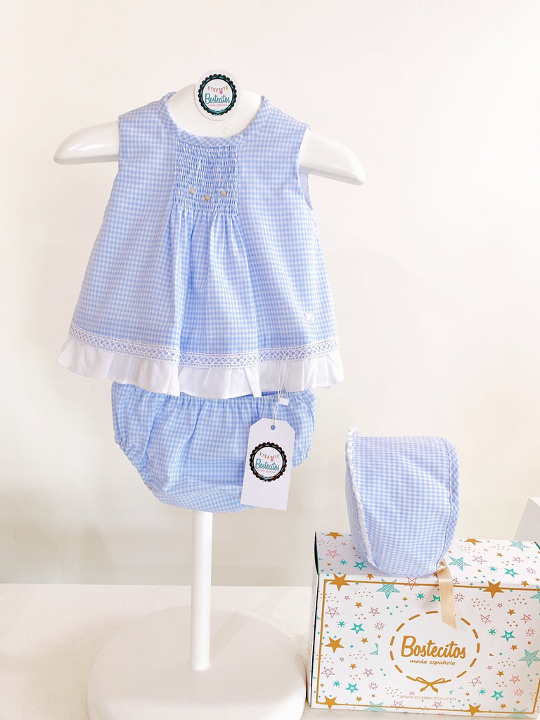 Conjunto de cuadros azul con blanco 3 pzas (6 meses)