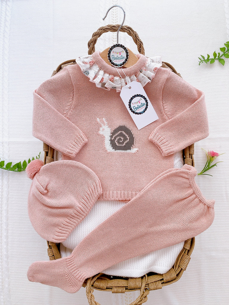 CONJUNTO TEJIDO ROSA CARACOL CUELLO