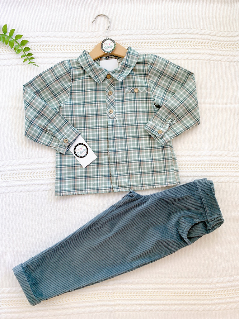 Conjunto pantalón de pana con camisa cuadros color verde