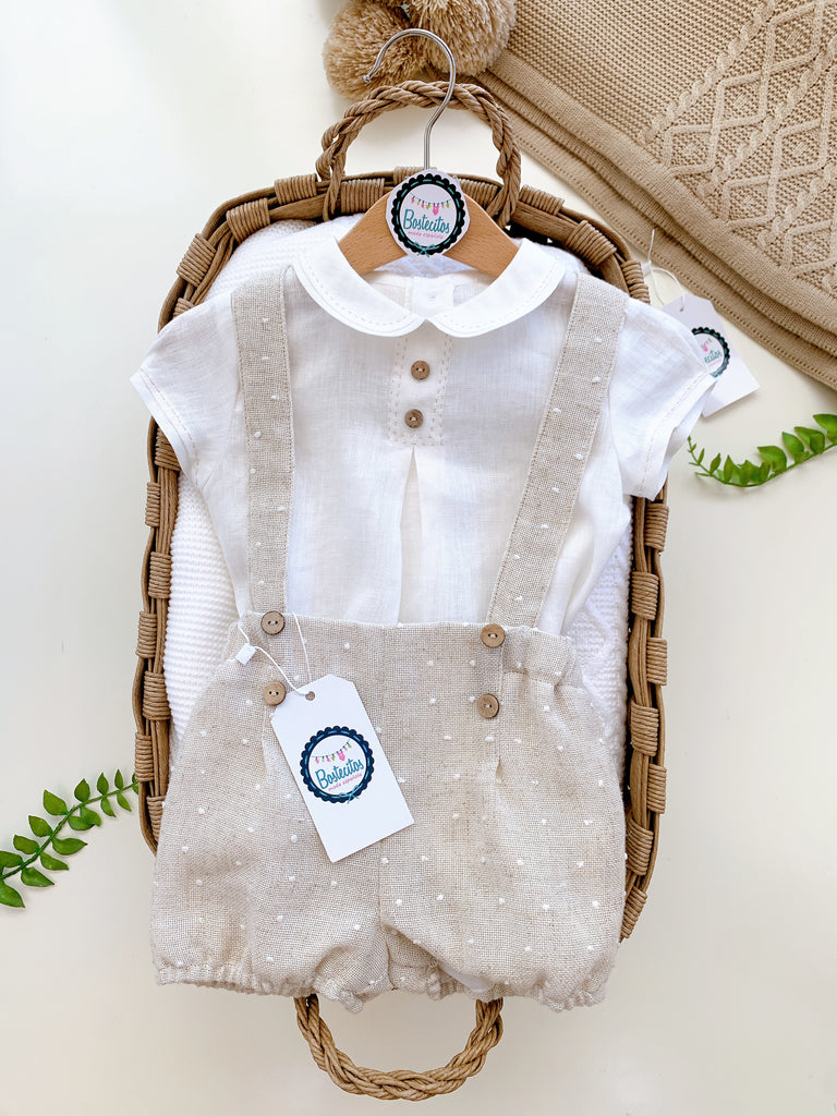 Short con tirantes elegante color caqui puntos blancos