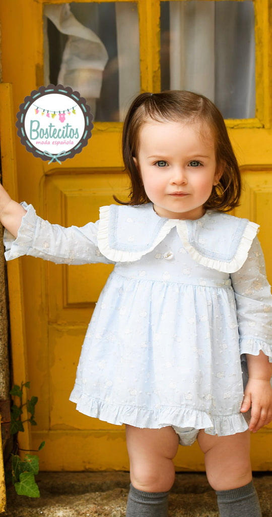 Conjubto vestido corto con cuello cuadrado y calzón estampado ovejas