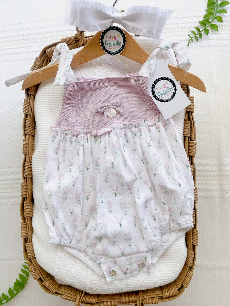 Ranita tejida con estampado lavanda