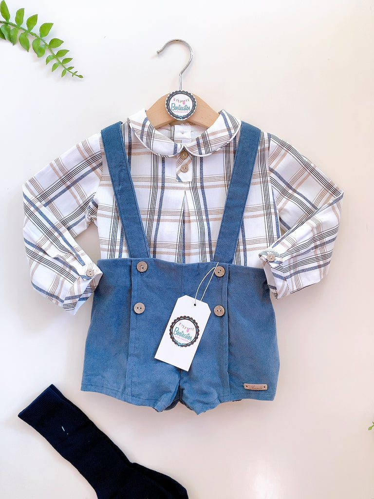 Conjunto español short con tirantes azul verde con camisa cuadros beige con café