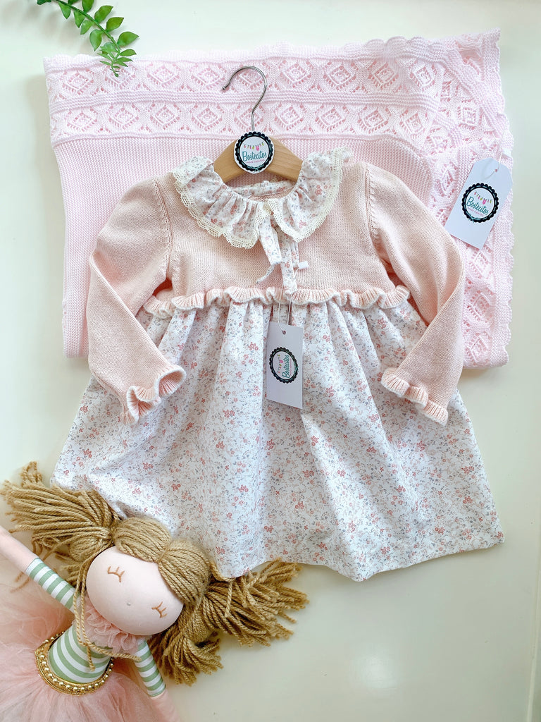 Vestido color durazno estampado flores cuello con Olán (18 meses)