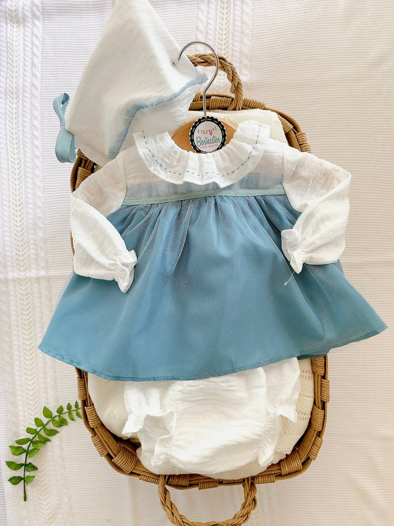 Conjunto 3 piezas vestido con tul azul con gorrito y calzón