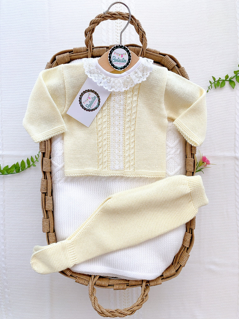 Conjunto amarillo cuello Olán blanco (1 mes)