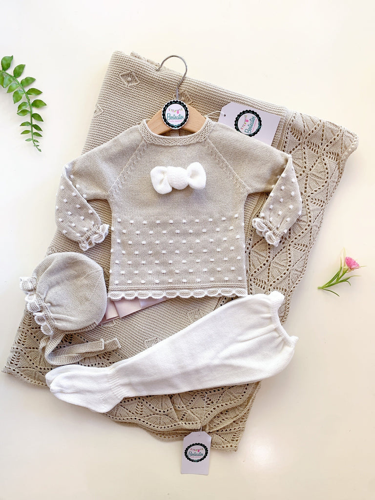 Tejido beige con color caqui Niño beige