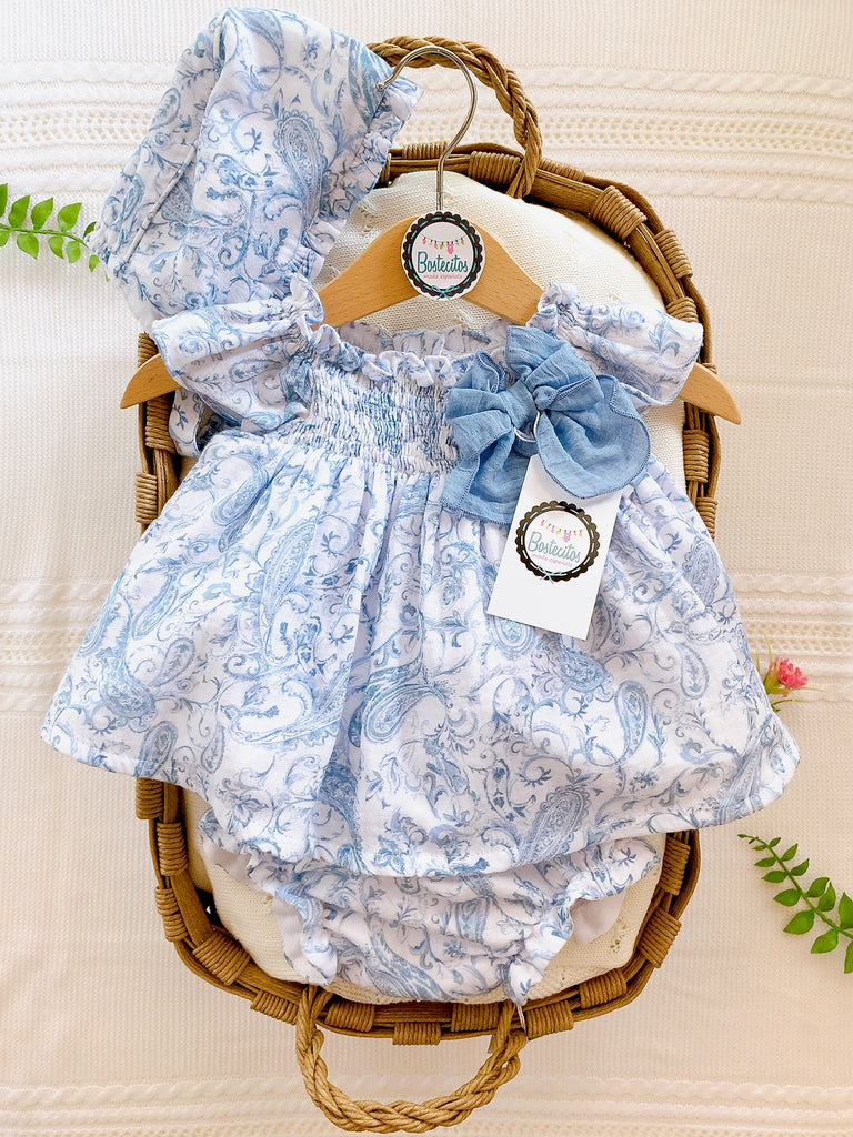 Conjunto español 3 piezas gorro, vestido corto y calzón azul azulejo con moño