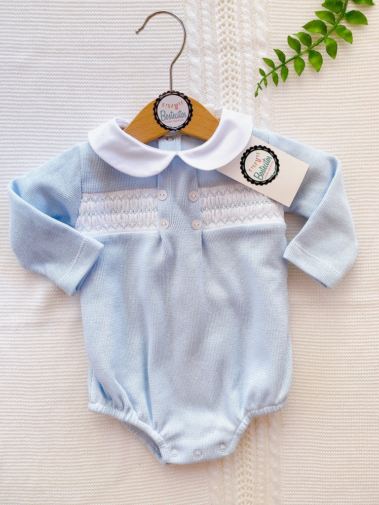 Ranita azul bebé corta manga larga con bordado