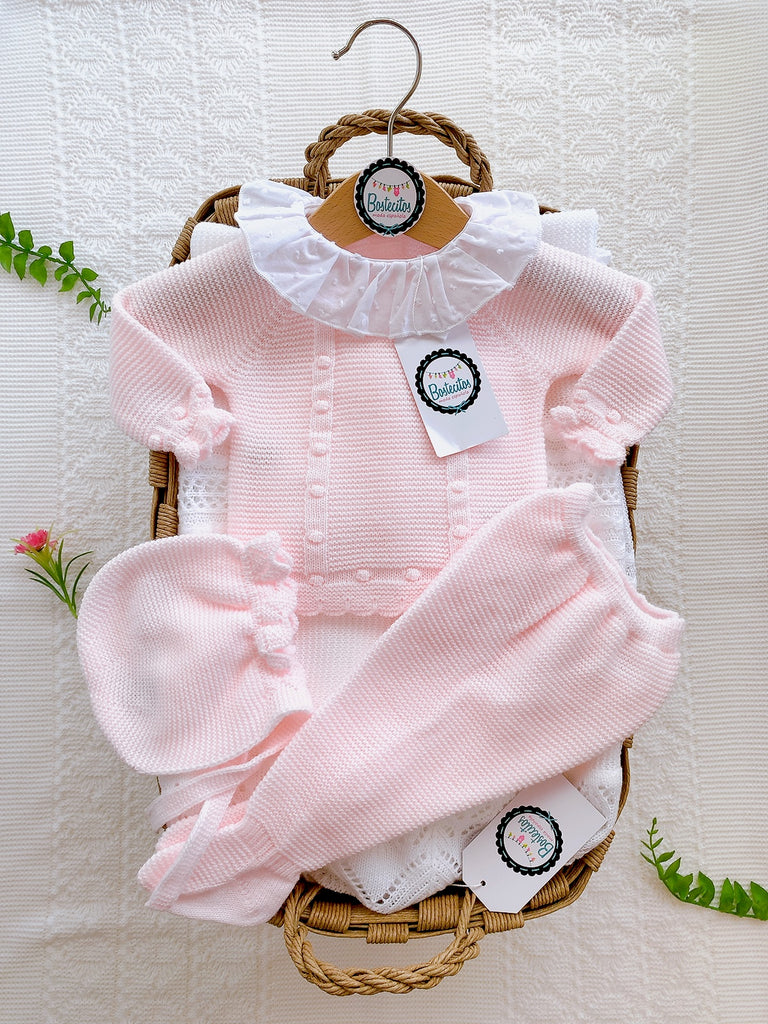 Tejido rosa bebé con cuello blanco 3 piezas