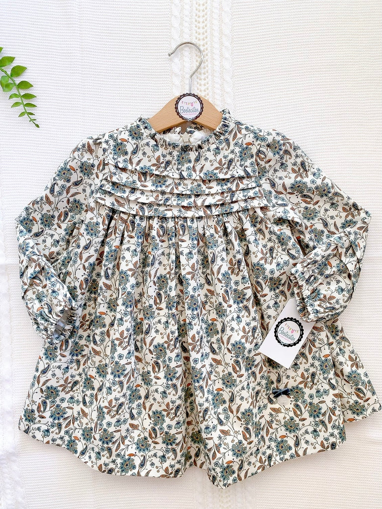 Vestido estampado hojas cadres con detalles azul verde