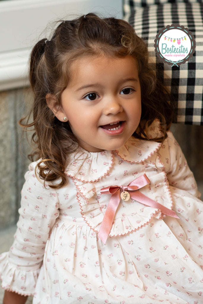 Vestido con calzon estampado rosas y moño rosa palo