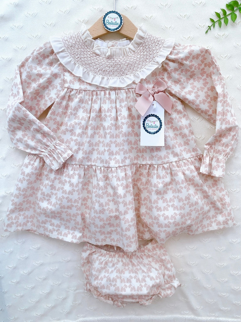 Vestido perritos rosita con cuello bordado