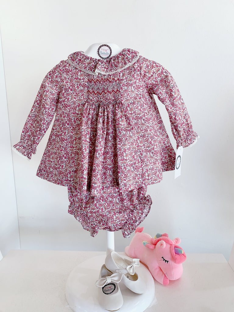 Conjunto bordado flores tintas