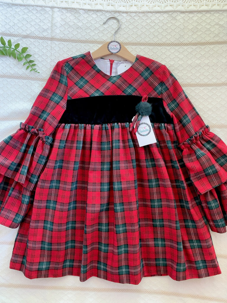 Vestido cuadros rojos con verde con pompón verde(8 años)