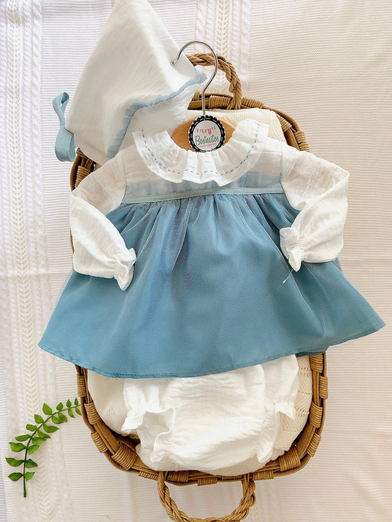 Conjunto 3 piezas vestido con tul azul con gorrito y calzón
