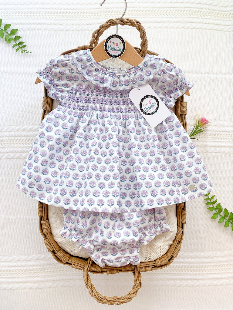Conjunto vestido corto con calzón morado bordado