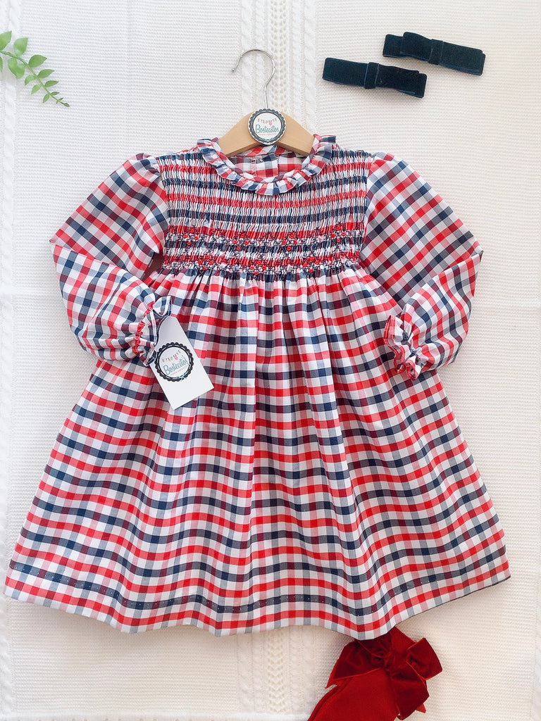 Vestido cuadros rojos con azul marino y blanco bordado a mano
