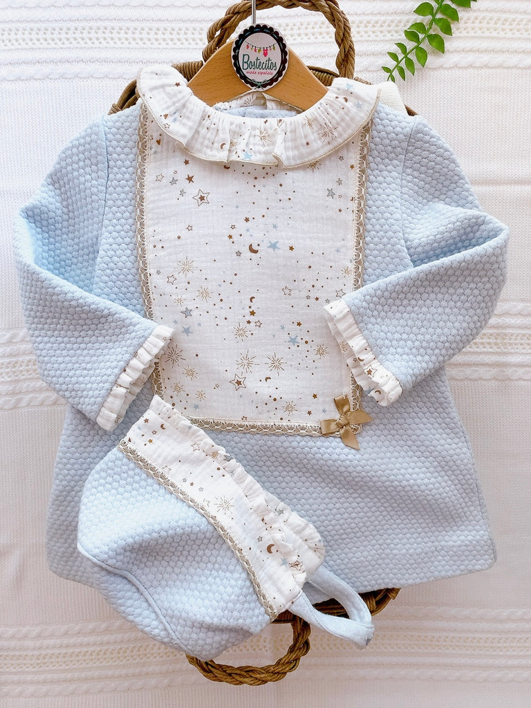 Vestido con gorro azul bebé con estampado lunas y estrellas (18 meses)