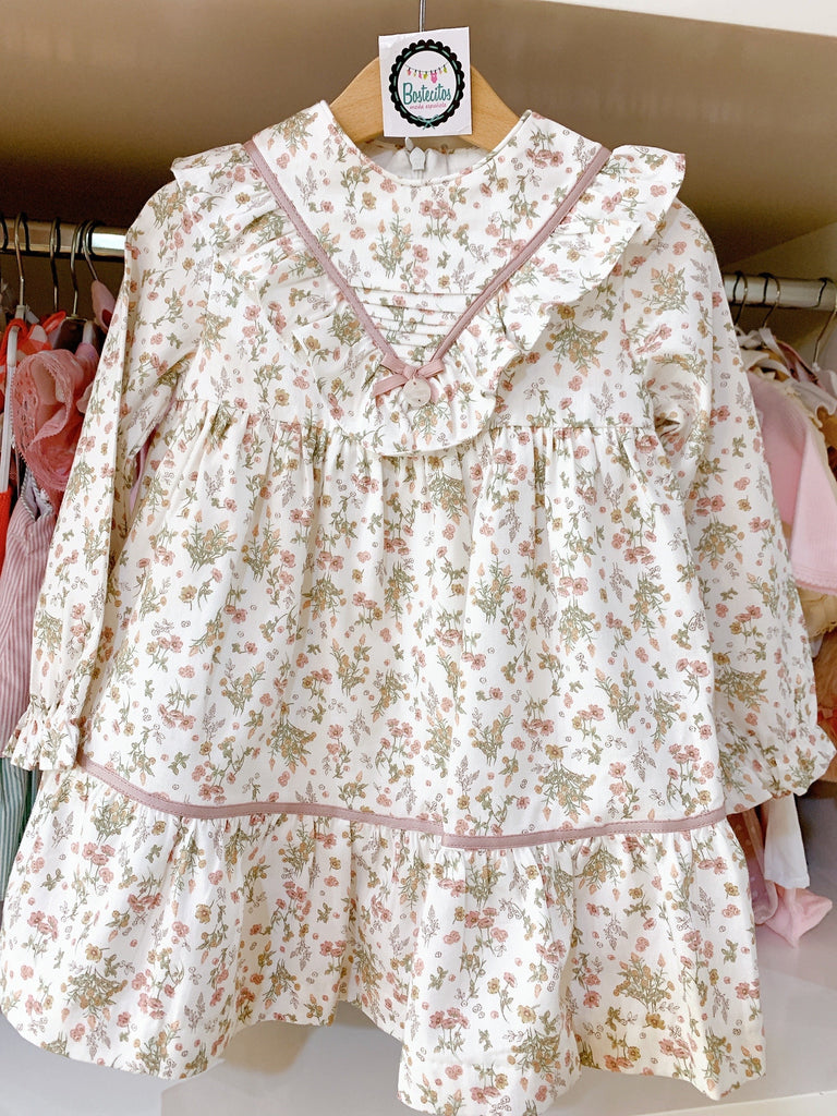 Vestido cuello V flores rosa palo (4 años )