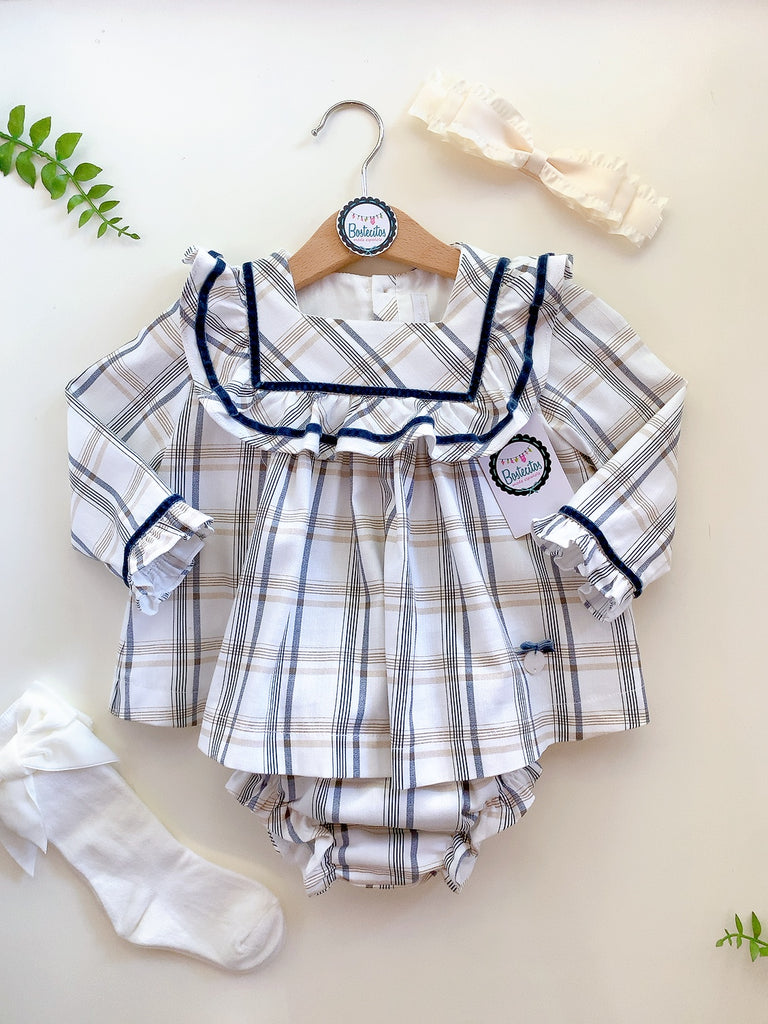 Vestido beige cuadros café con detalles azul marino