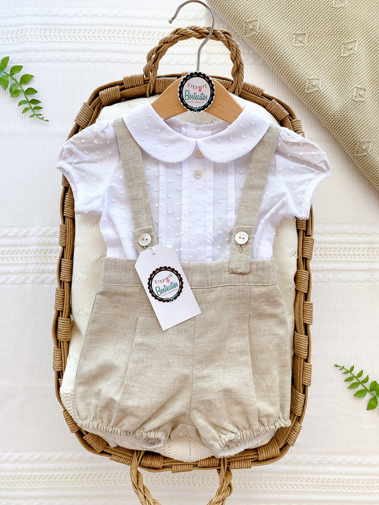 CONJUNTO SHORT CON TIRANTES BEIGE Y CAMISA BLANCA